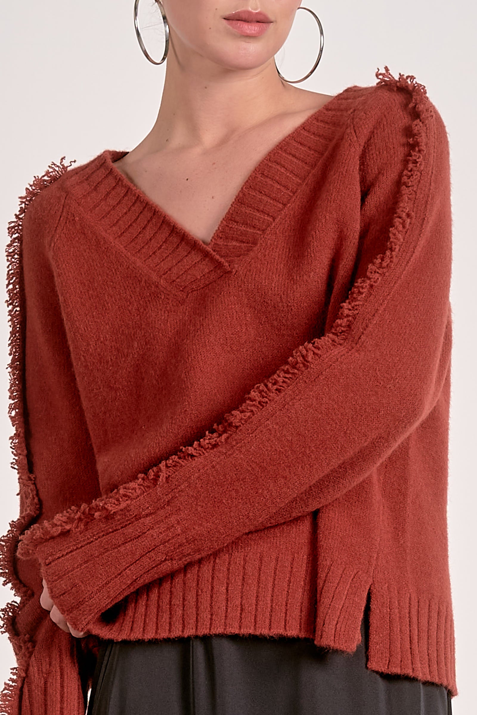 Elan Fray V-Neck Sweater in Rust - Image 5