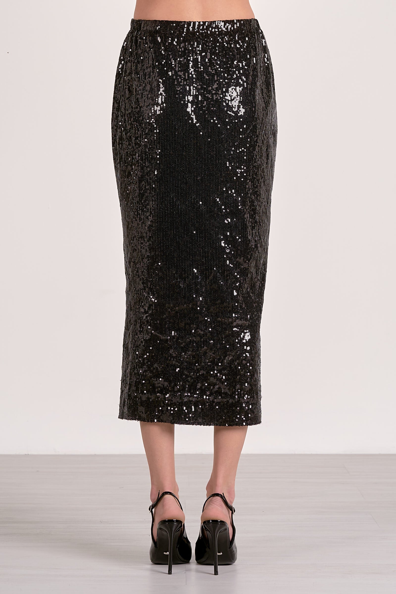 Elan Maxi Sequin Skirt in Black - Image 4