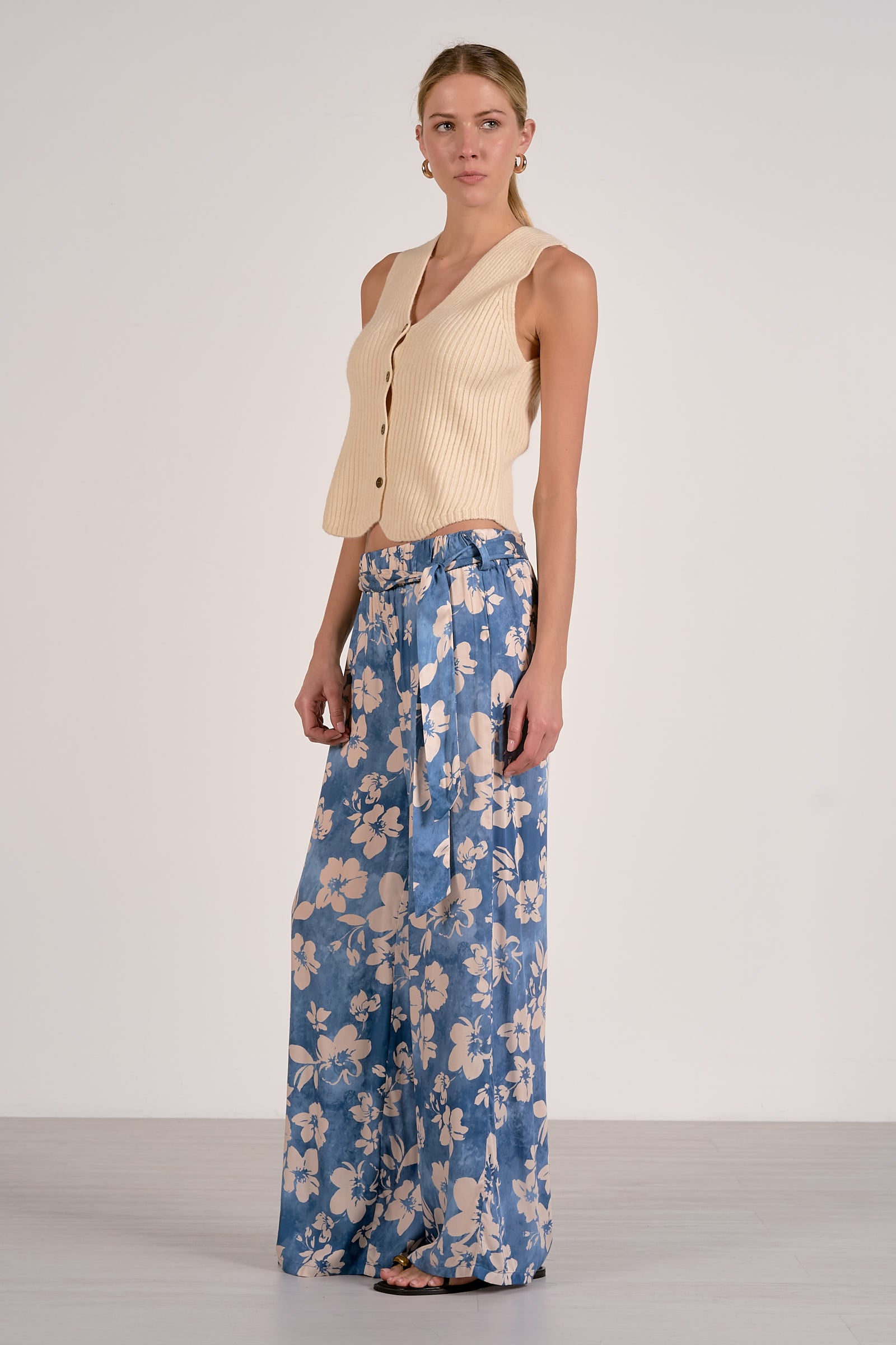 Elan Floral Belted Trousers - Image 3