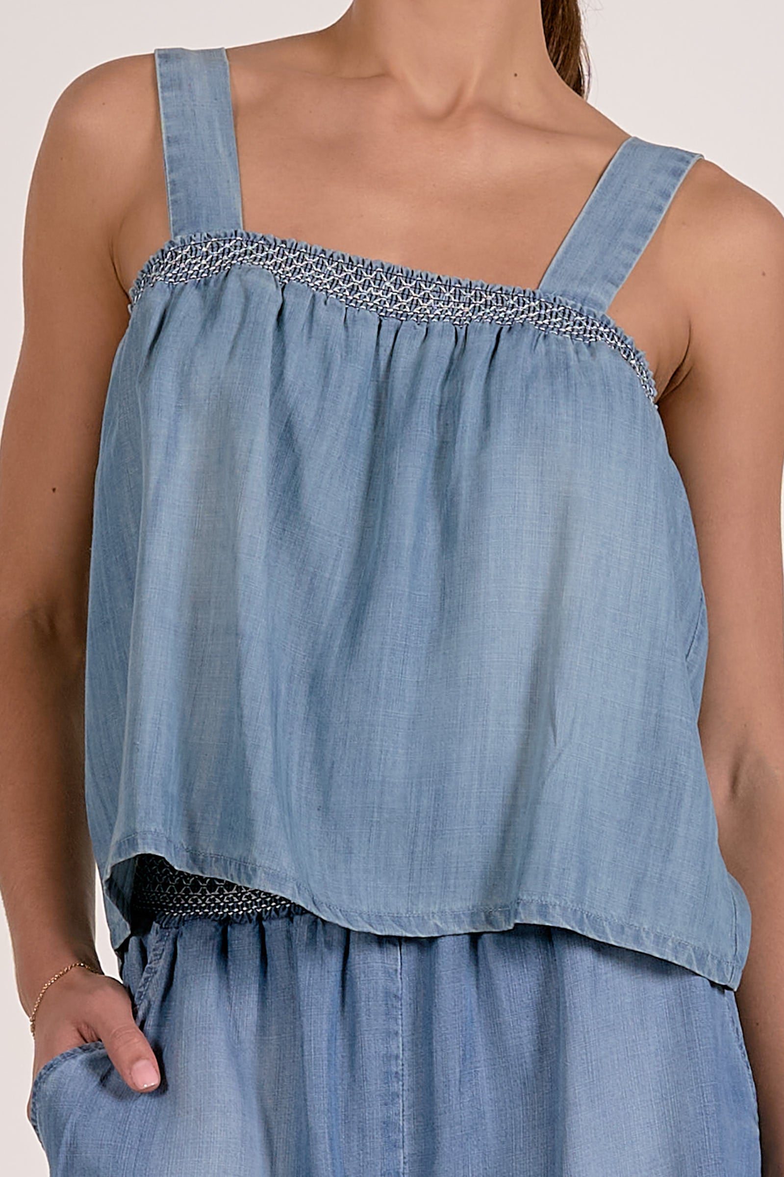 Elan Flowy Tank Top - Image 2