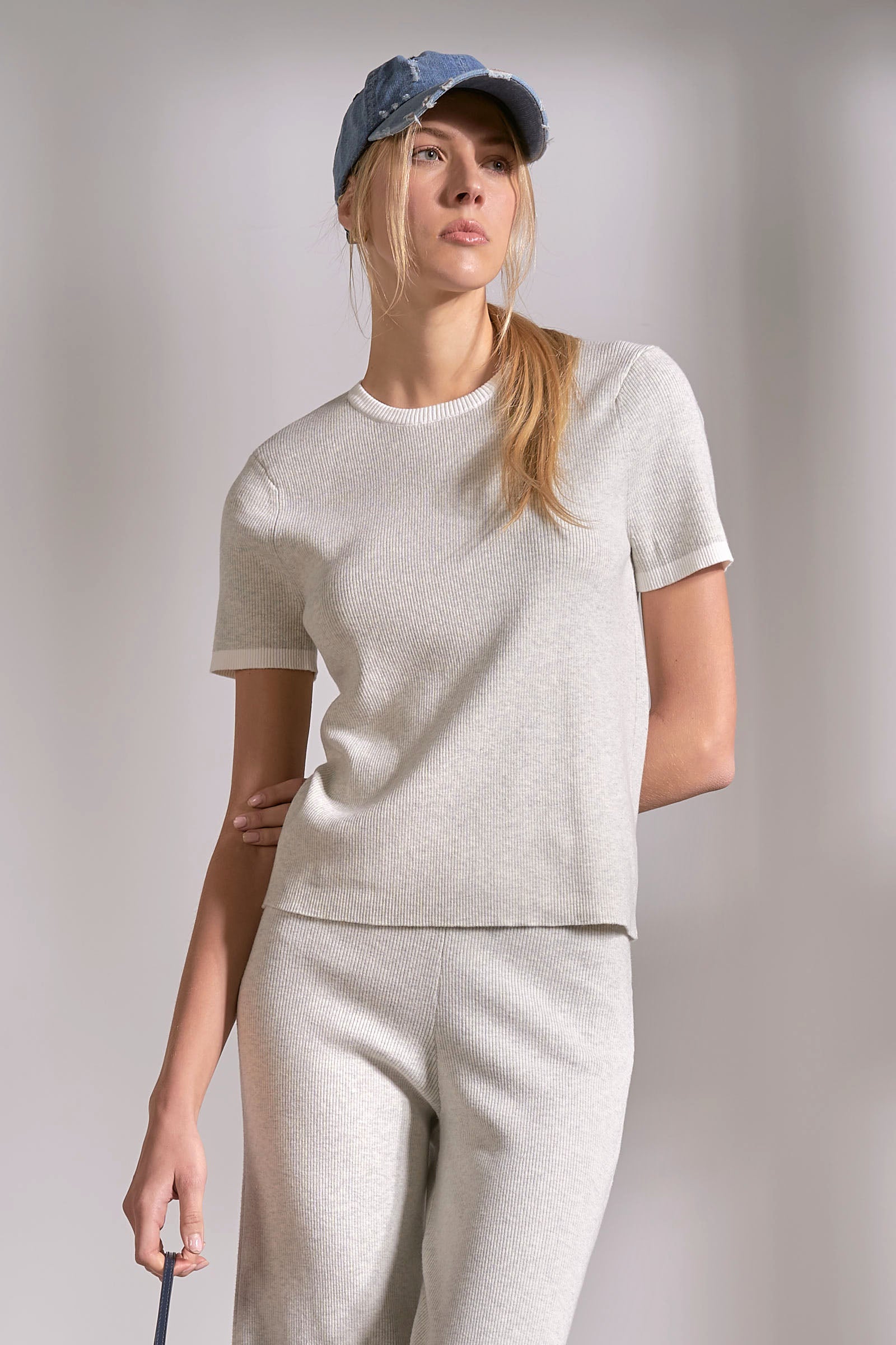 Elan Contrast Trim Short Sleeve Top in Grey White - Image 2