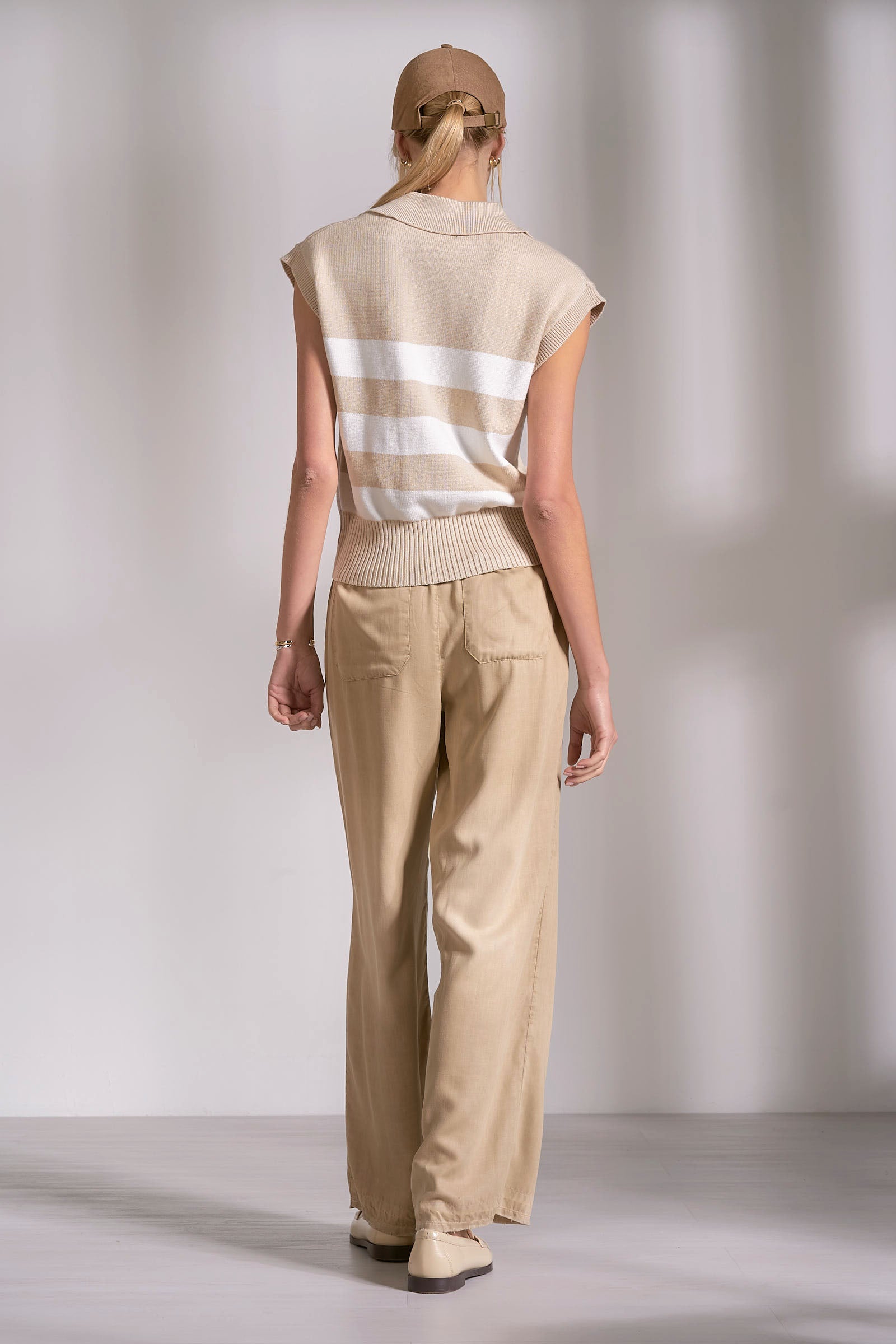 Elan Porter Sweater - Image 4